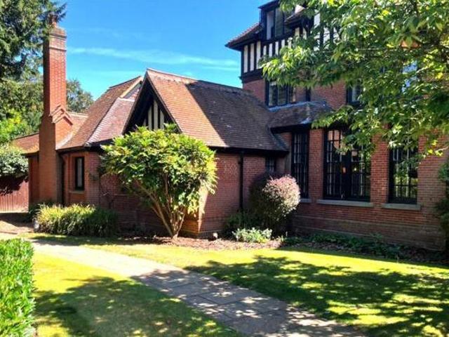 House for sale in Lyons, Greater London