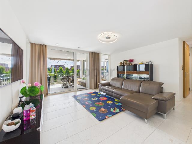 Apartment mieten in Einigen, Zürich