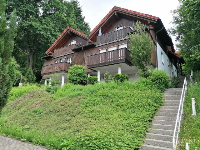 Dachgeschosswohnung kaufen in Schönberg, Bayern