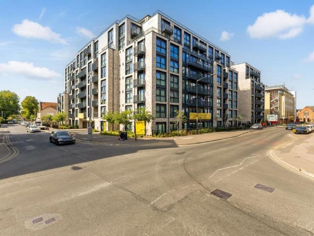 Apartment for rent in Chalvey, Slough