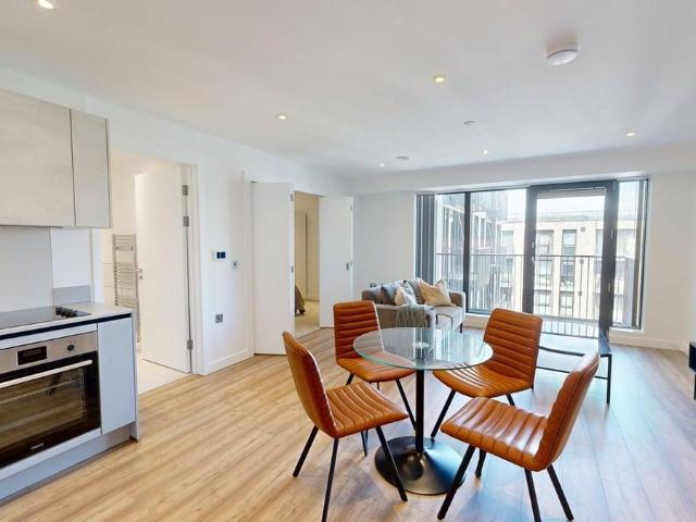 Studio for rent in Slough