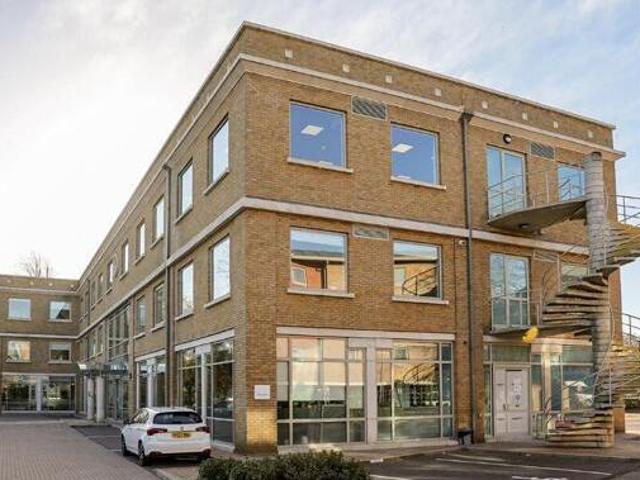 House for rent in Surrey