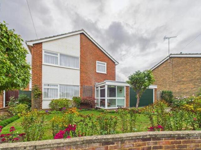 House for sale in Bedgrove, Aylesbury