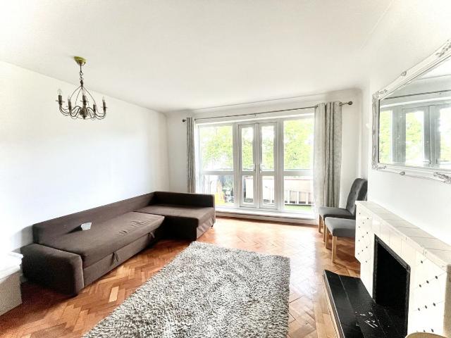 Apartment for rent in Palmers Green, Greater London