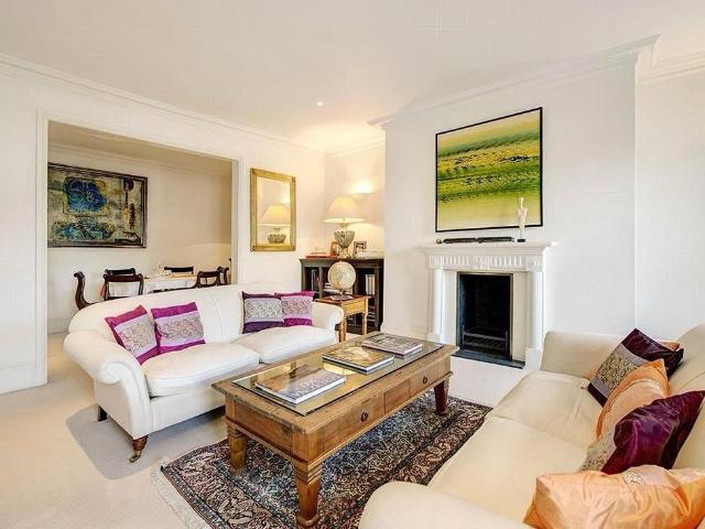 Apartment for rent in Mayfair, Greater London