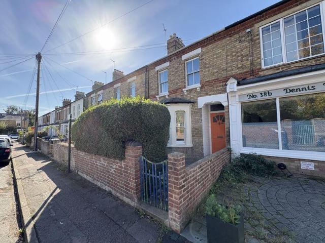 House for rent in Robin Hood, The Slade