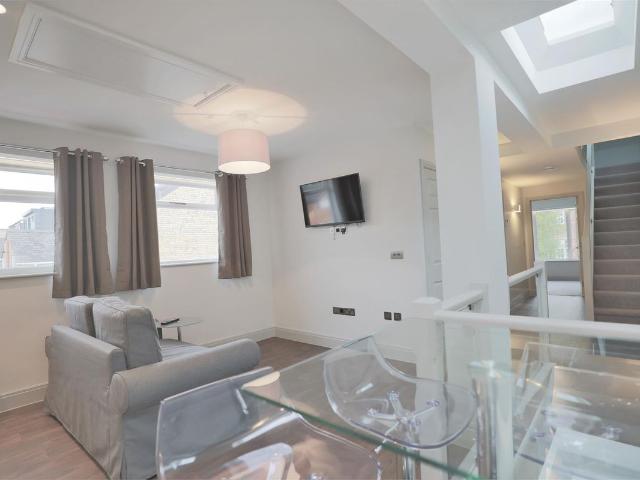 Apartment for rent in Robin Hood, The Slade