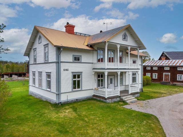 Villa till salu i Bollnäs, Gävleborg