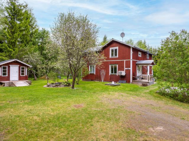 Villa till salu i Bollnäs, Gävleborg