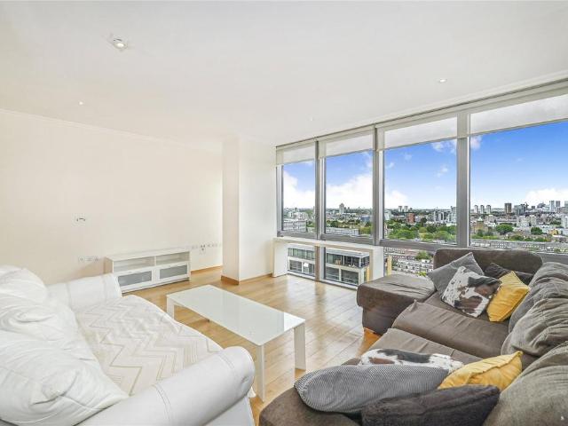 Apartment for rent in Canary Wharf, Greater London