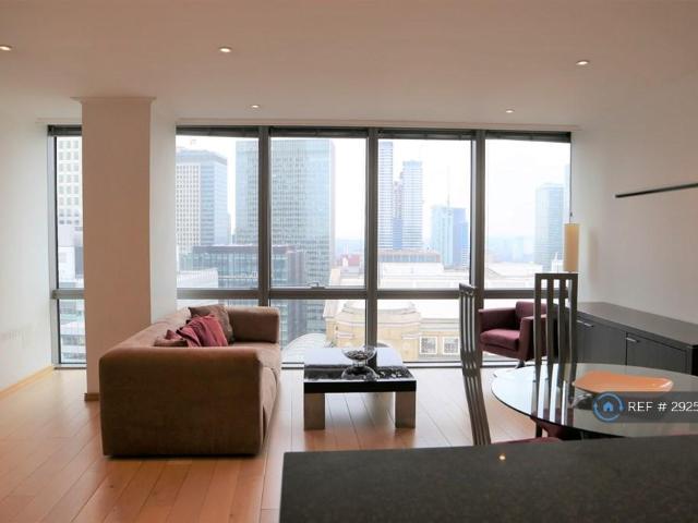 Apartment for rent in Canary Wharf, Greater London