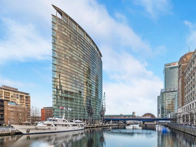 Apartment for rent in Canary Wharf, Greater London