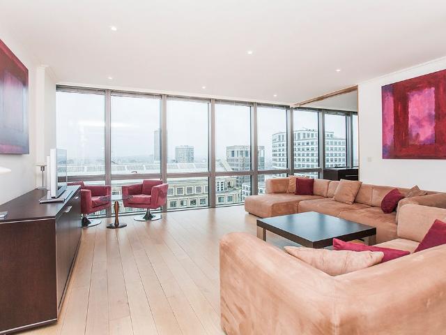 Apartment for rent in Canary Wharf, Greater London