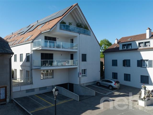 Wohnung kaufen in Crassier, Waadt