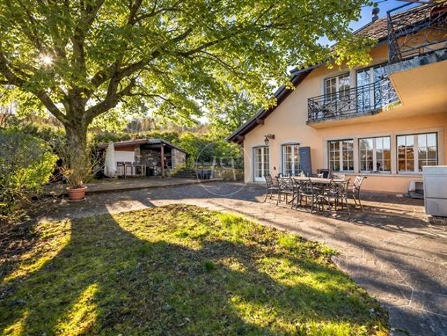 Einfamilienhaus kaufen in Aubonne, Waadt