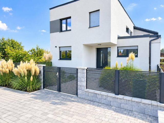 Haus kaufen in Strasshof an der Nordbahn, Niederösterreich