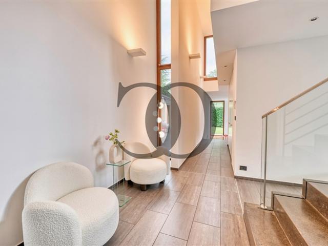 Einfamilienhaus kaufen in Montreux, Waadt