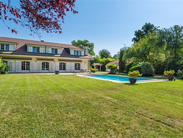 Einfamilienhaus kaufen in Veyrier