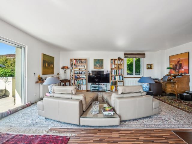 Haus kaufen in Arzier, Waadt