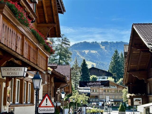 Wohnung mieten in Saanen, Bern