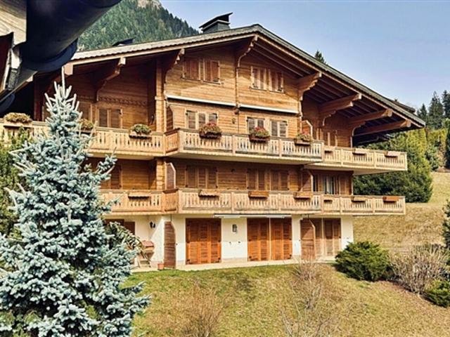 Wohnung kaufen in Château-d'Oex, Waadt