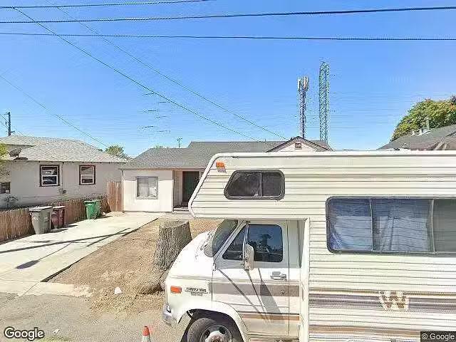 House for rent in Oakland