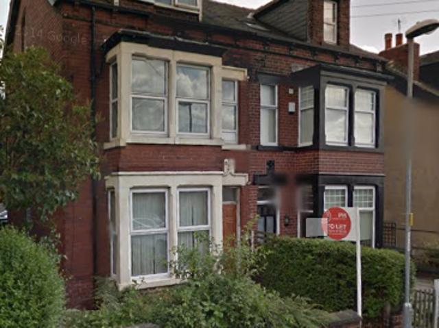 Studio for rent in Kirkstall, West Yorkshire