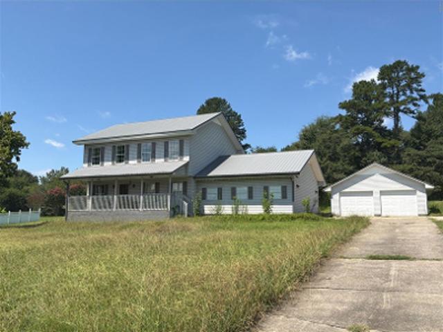 House for sale in Bridgeport, Alabama