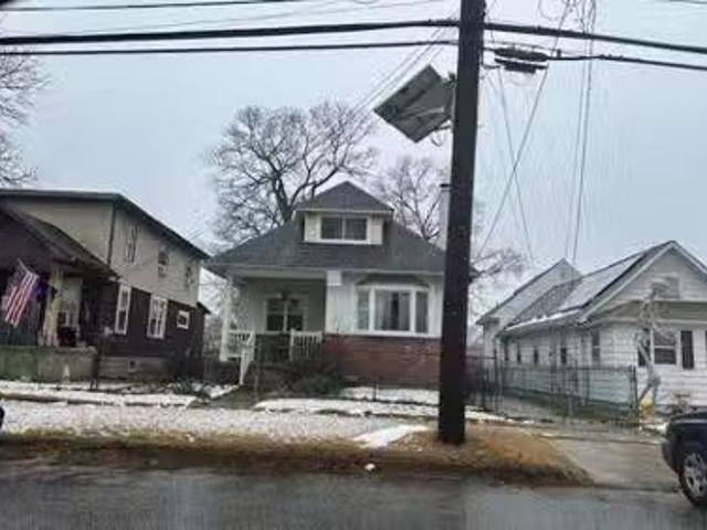 House for sale in Sewell