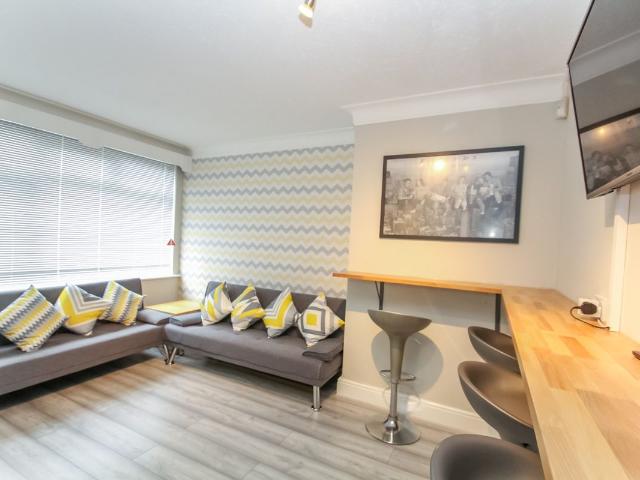 House for rent in Hyde Park, West Yorkshire