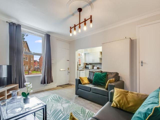 House for rent in Hyde Park, West Yorkshire