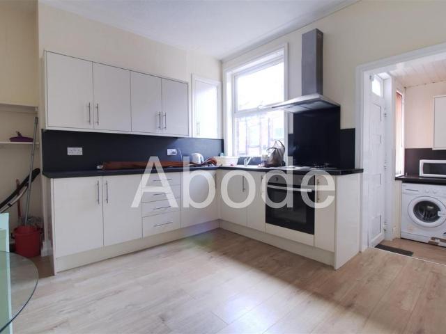 House for rent in Hyde Park, West Yorkshire