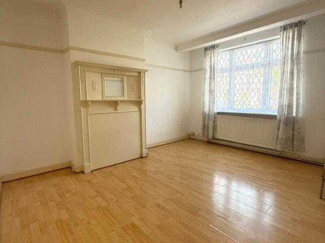 House for rent in London Borough of Hounslow, Greater London