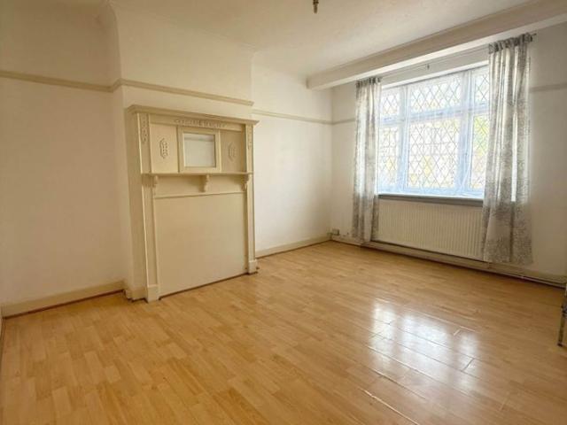 House for rent in London Borough of Hounslow, Greater London