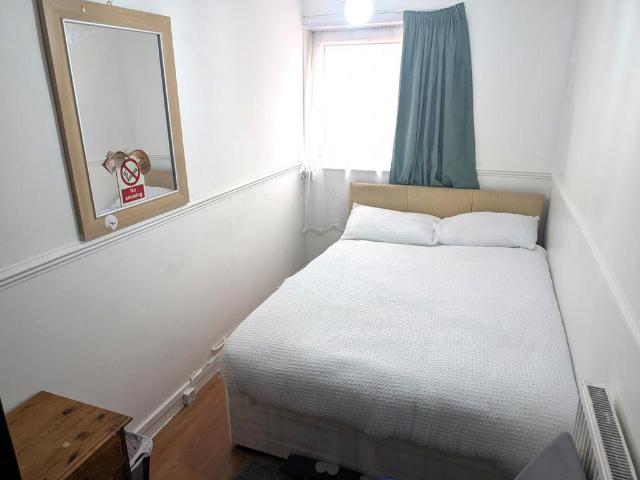 House for rent in Heston Grange, Greater London