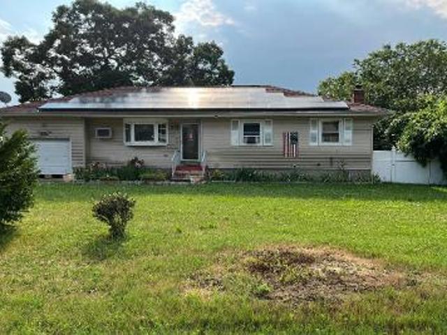 House for sale in Centereach, New York