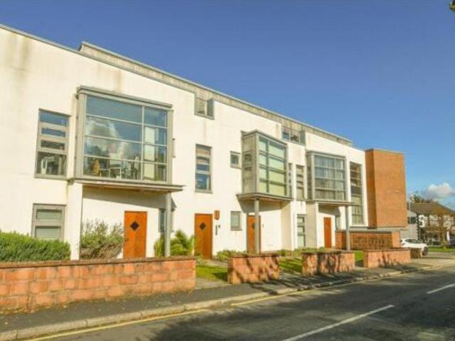 House for sale in Birkenhead, Wirral