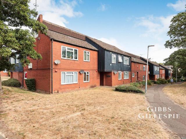 Apartment for rent in Ickenham, Greater London