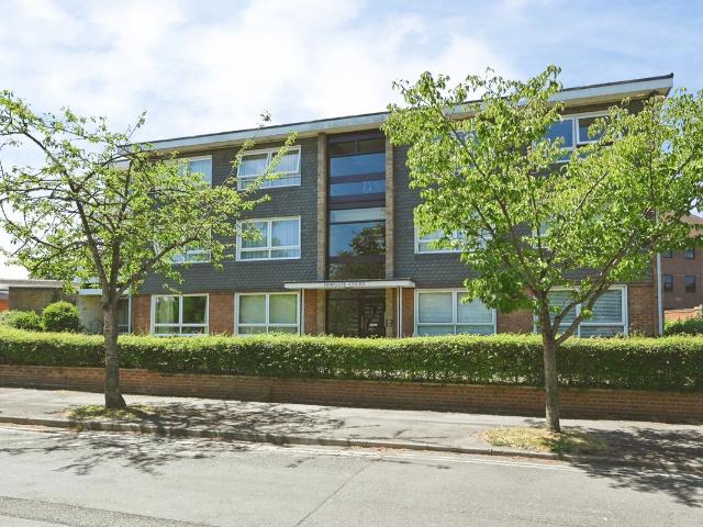 Apartment for rent in Henley-on-Thames, Berrick Salome