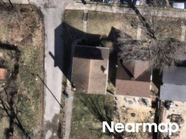 House for sale in Evanston, Roselawn