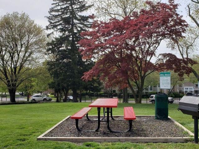 Apartment for rent in Hermitage Park, Aspen Hill