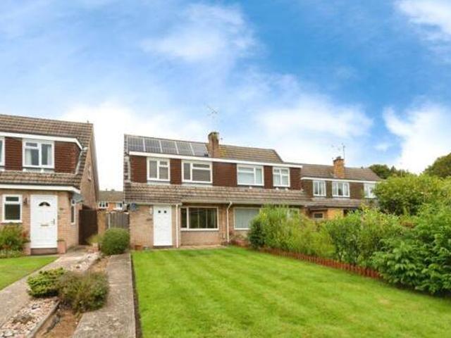 House for sale in Bagshot Green, Surrey Heath