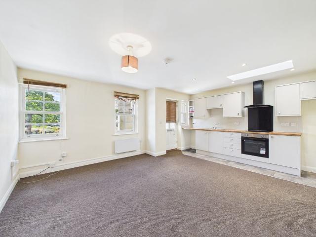 Apartment for rent in Ewens Farm, Golden Valley