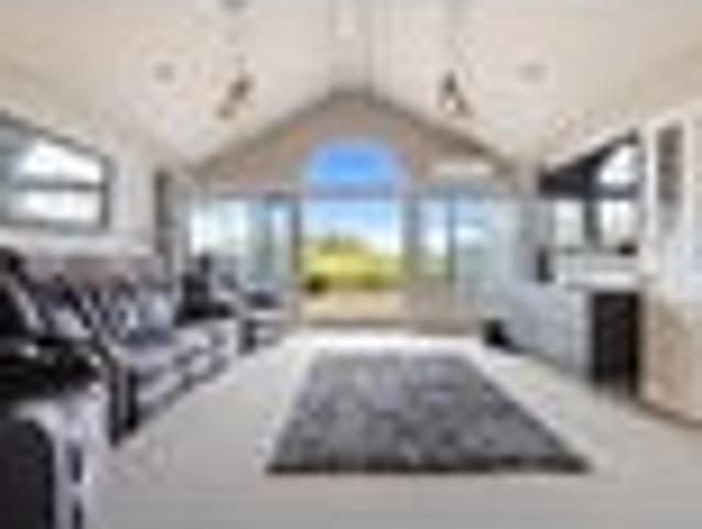 House for sale in Western Heights