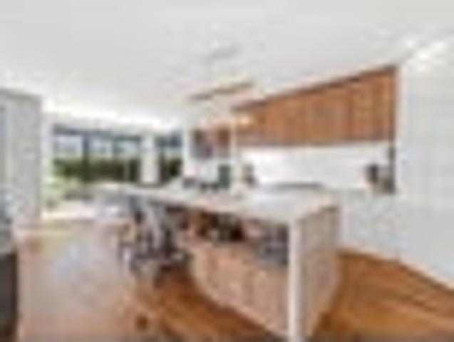 House for sale in Awhitu