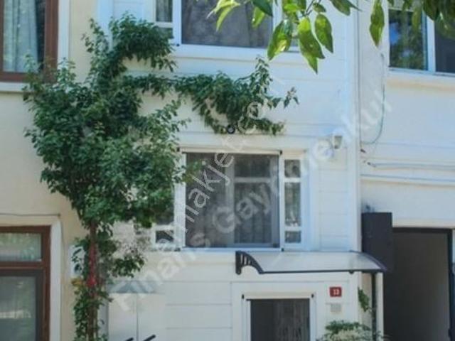 Heybeliada Mahallesi, Adalar içerisinde satılık Villa