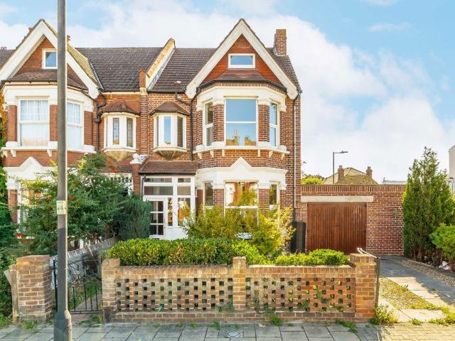 House for rent in London Borough of Lambeth, Greater London