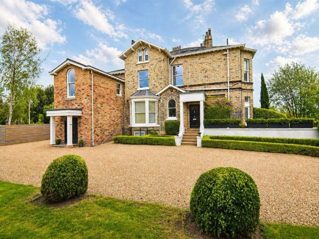 Apartment for rent in Alderley Edge, Cheshire East