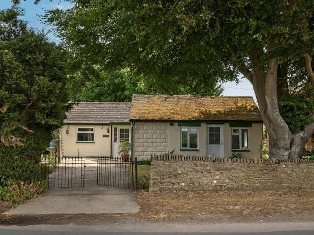 House for rent in Evershot, Oxfordshire
