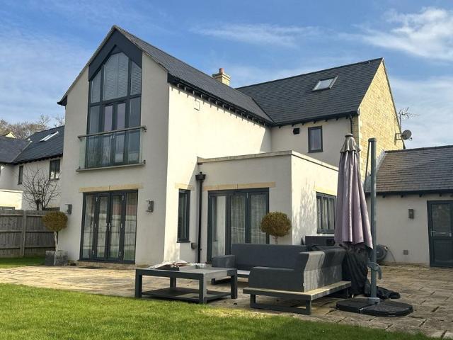 House for rent in Evershot, Oxfordshire